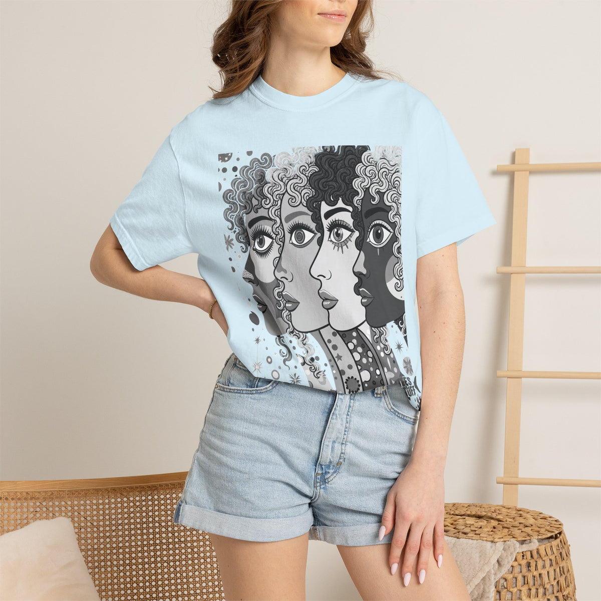 Artsy Pop Art Faces Graphics