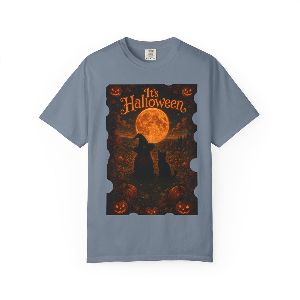 It's Halloween Vintage Moonlit Cat Halloween T-Shirt