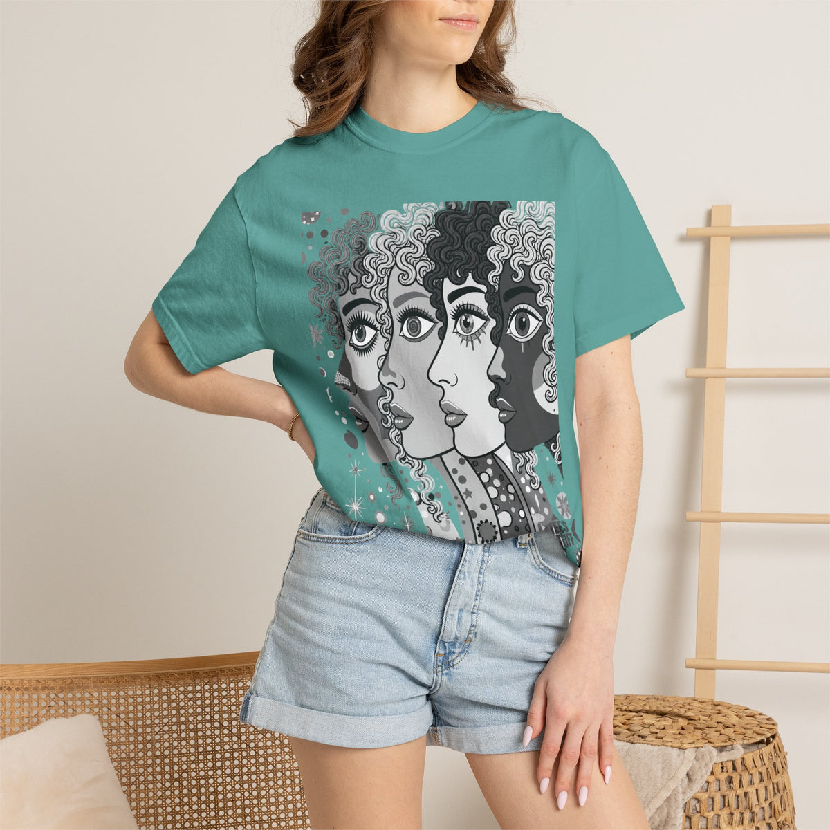 Artsy Pop Art Faces Graphics