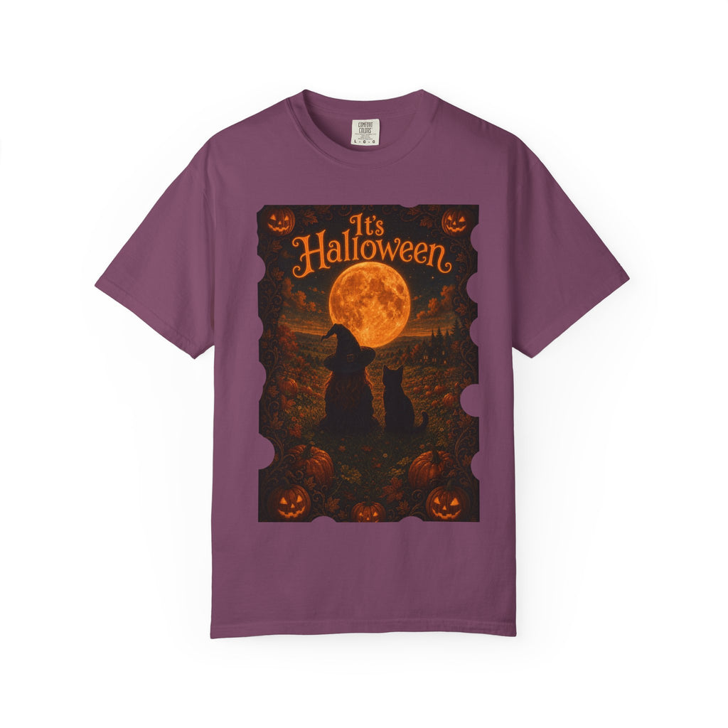 It's Halloween Vintage Moonlit Cat Halloween T-Shirt